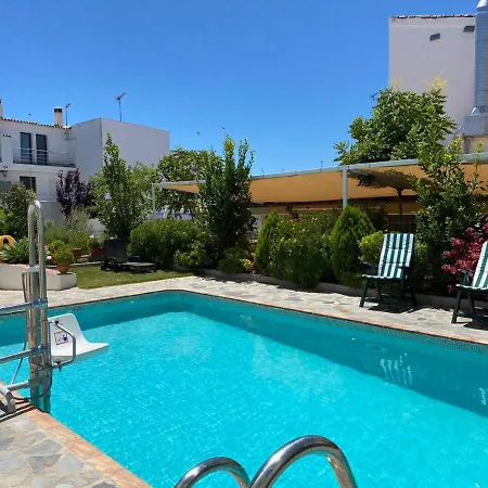 Hotel Entreolivos 2*