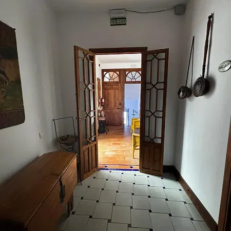 Hotel Entreolivos 2*