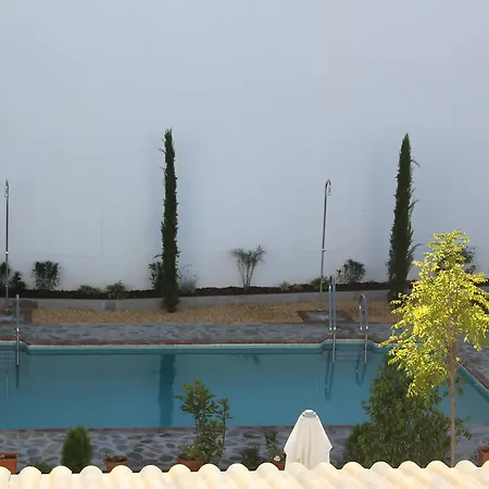 Hotel Entreolivos 2*